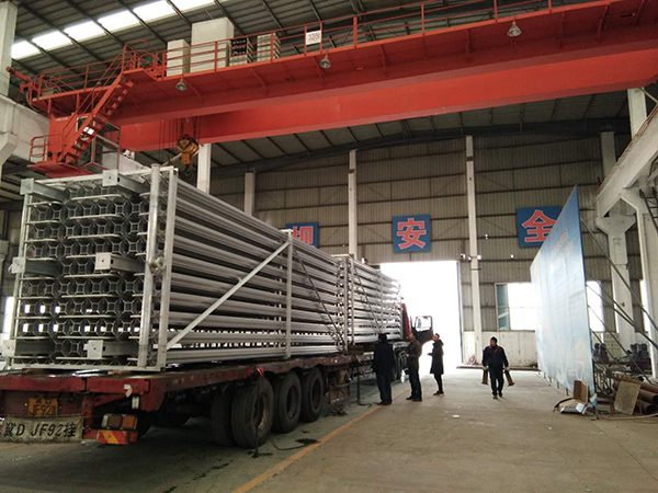 如何根據實際需求選擇合適的LNG氣化器類型？